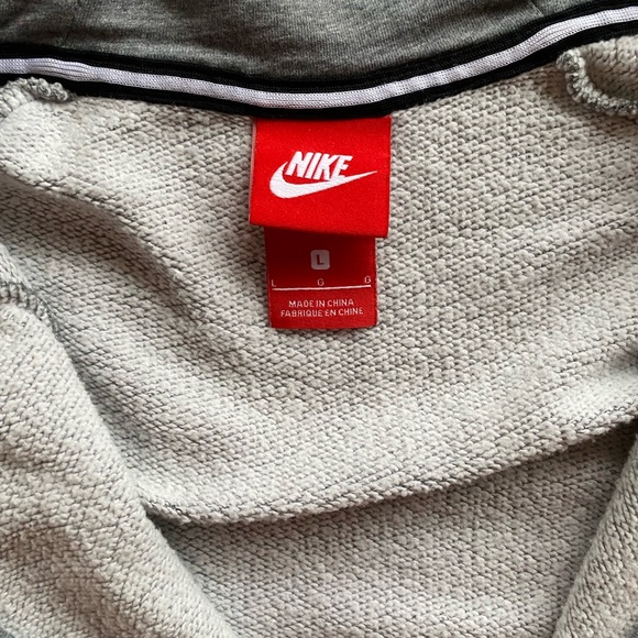 Nike Jacket - Picture 5 of 5